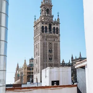 Apartment Atico Lujo Junto A La Catedral. Giralda, Seville