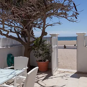 villa-mela.puertodelcarmen-hotels.org/